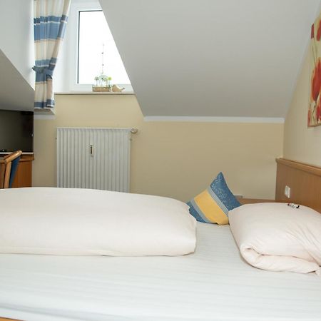 Hotel Bockmaier Oberpframmern Екстериор снимка