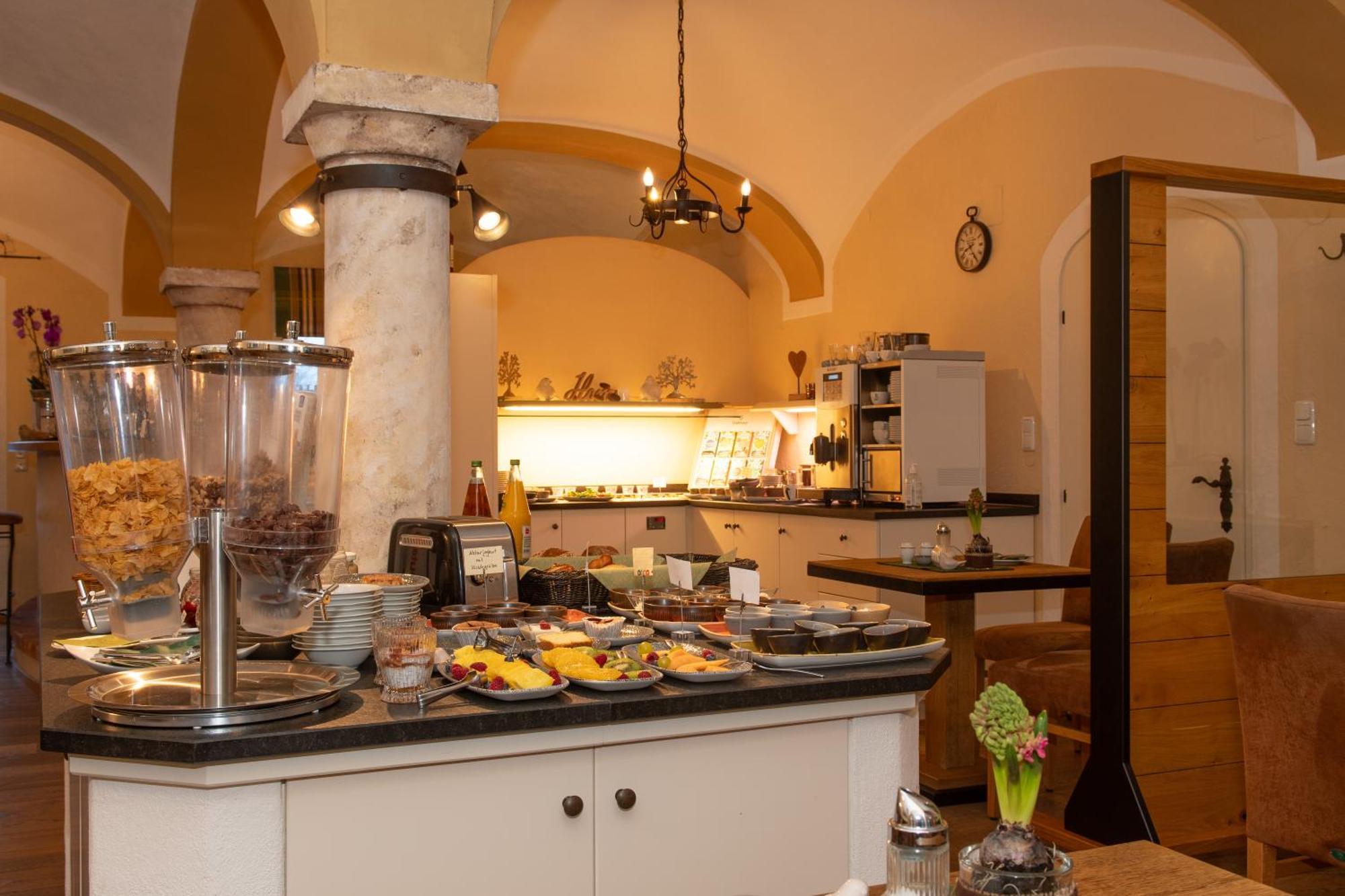 Hotel Bockmaier Oberpframmern Екстериор снимка
