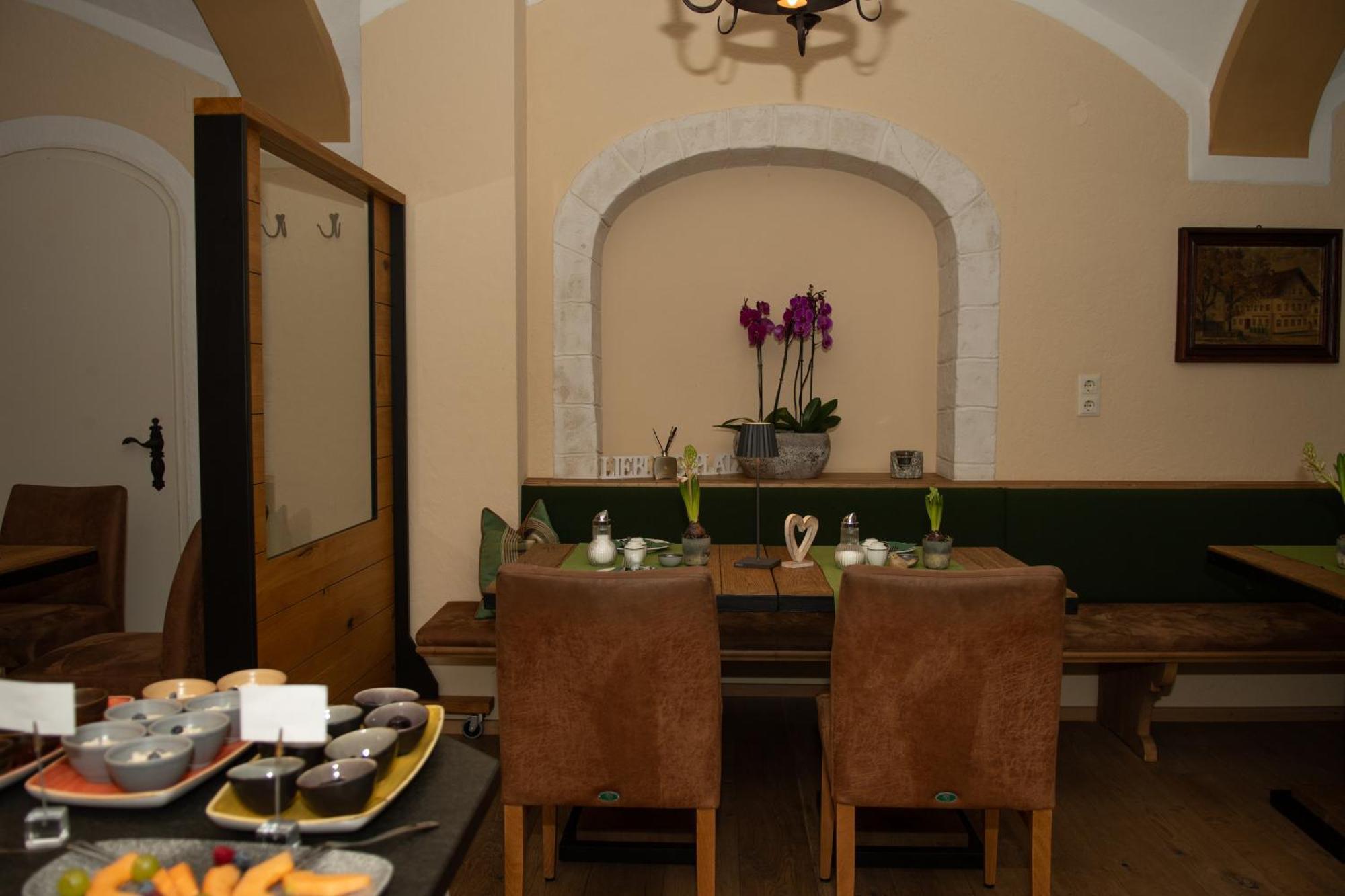 Hotel Bockmaier Oberpframmern Екстериор снимка