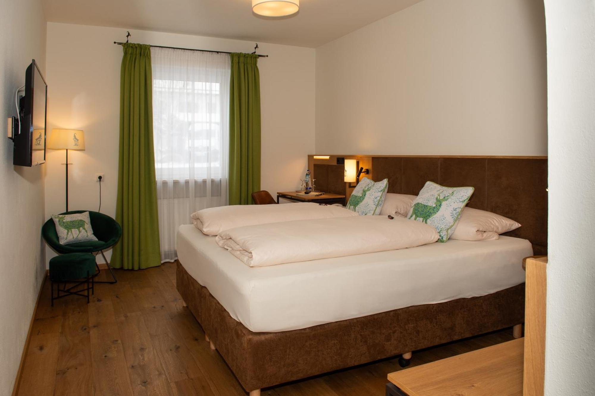Hotel Bockmaier Oberpframmern Екстериор снимка