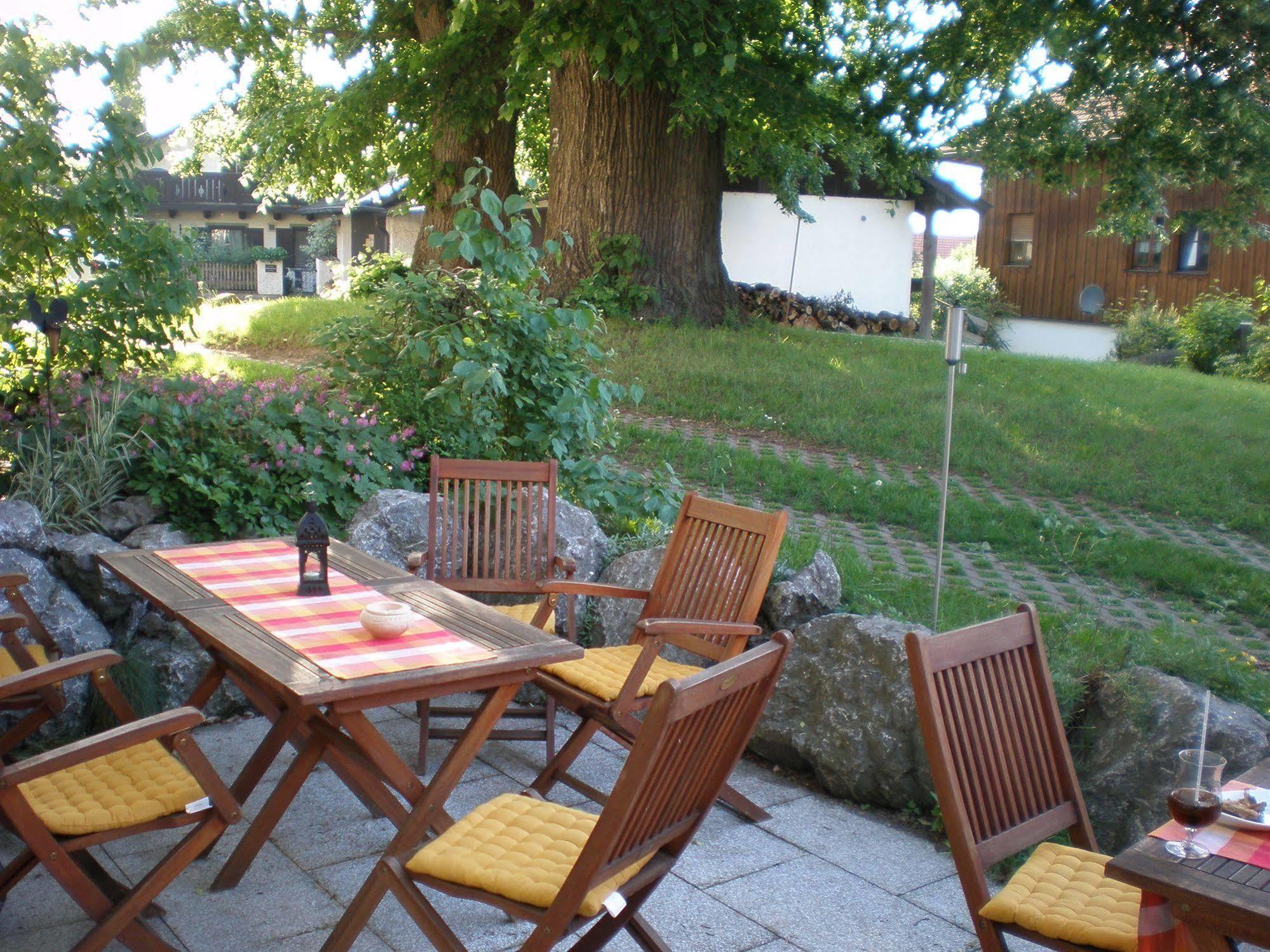 Hotel Bockmaier Oberpframmern Екстериор снимка